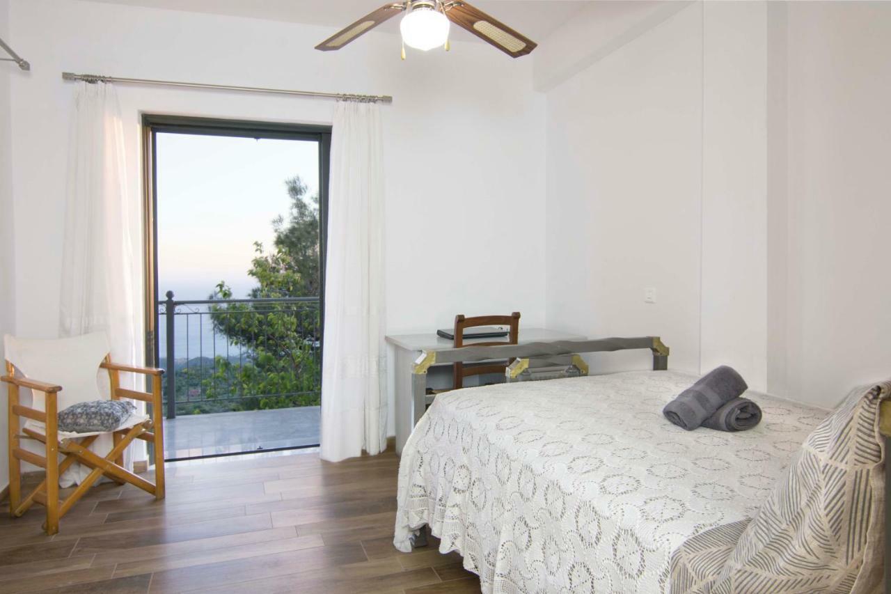The Balcony Of Mani Villa Tseria Exterior photo